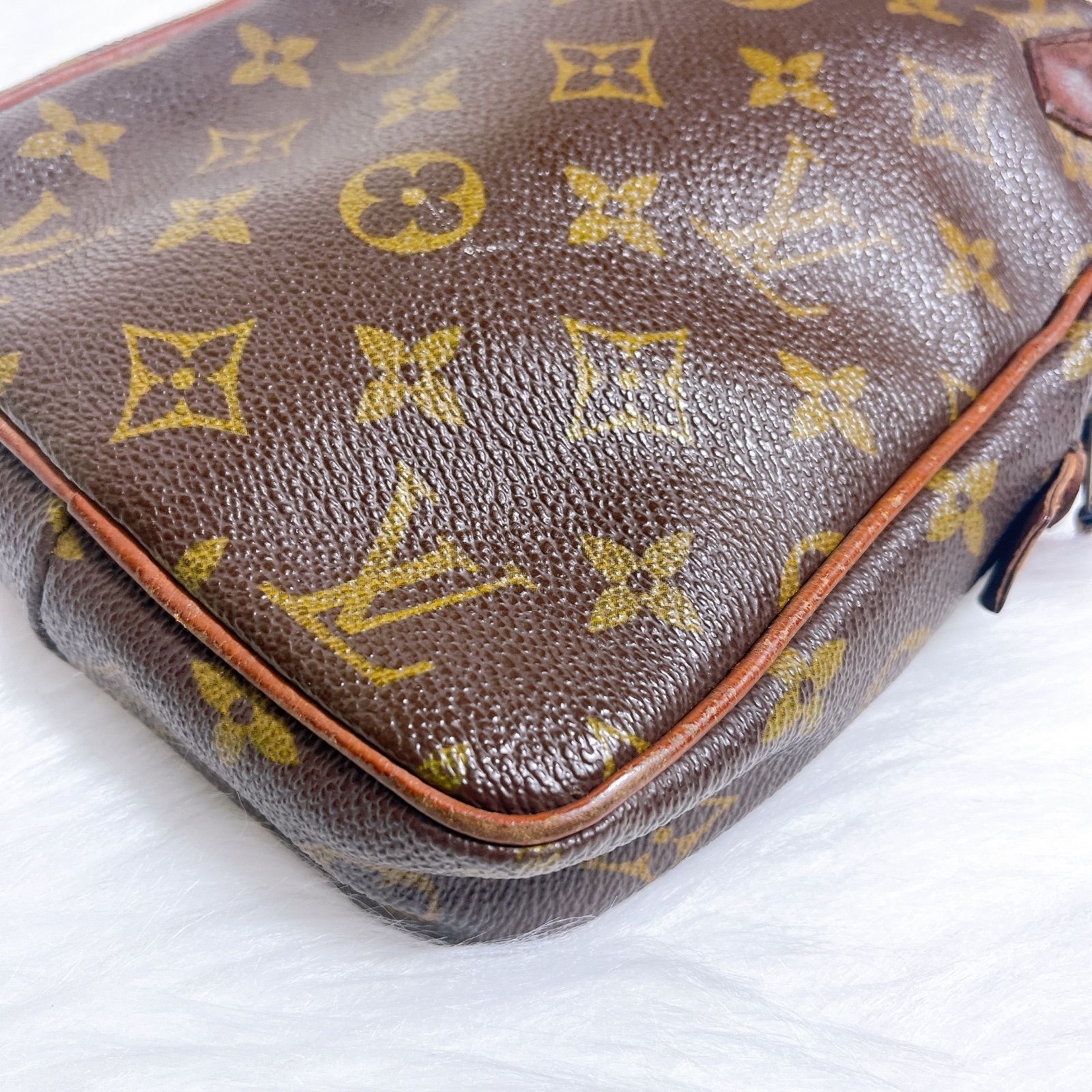 ルイヴィトン ショルダーバッグ