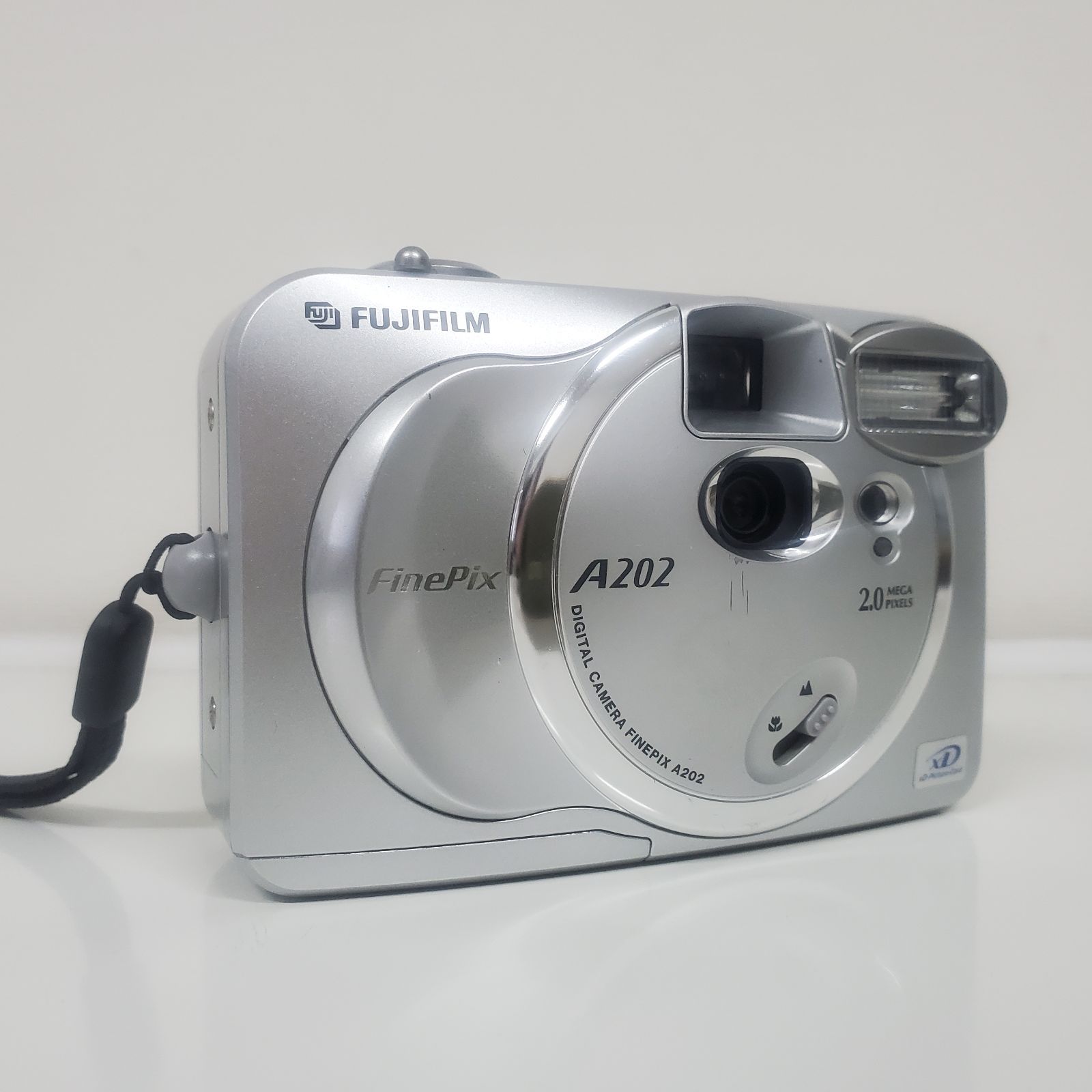 オールドコンデジ・動作〇】FUJIFILM Finepix F200EXR 【公式通販