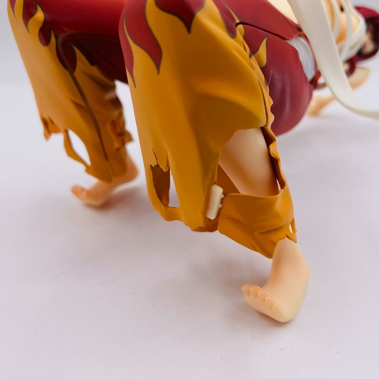 フェアリーテイル エルザ・スカーレット 袴Ver. 1/8 フィギュア 