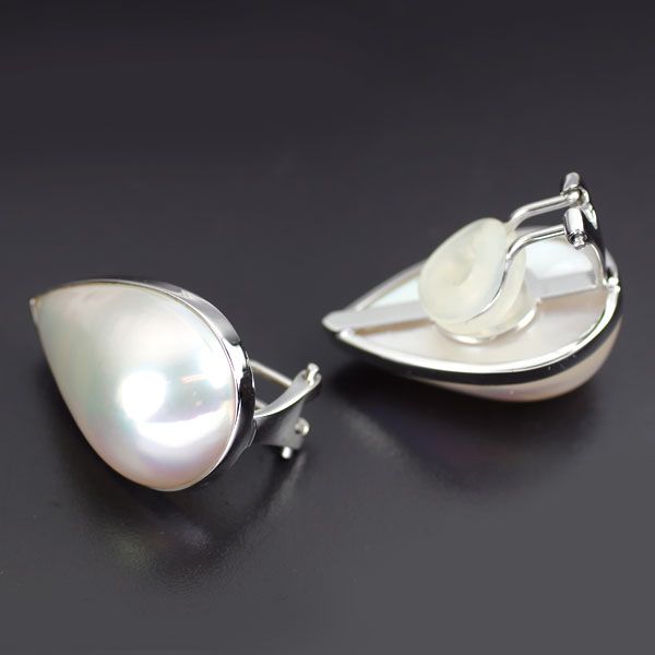 限定 K14WG 大粒ペアシェイプカボション マベ 真珠 イヤリング 限定アイテム入荷。