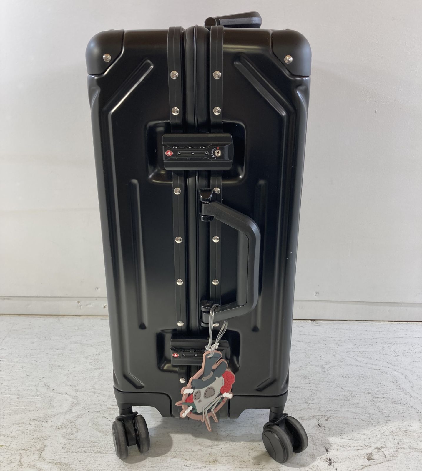 第五人格 スーツ キャリー ケース 第五人格 スーツケース 41L 限定特典 カバー付き｜Yahoo!フリマ