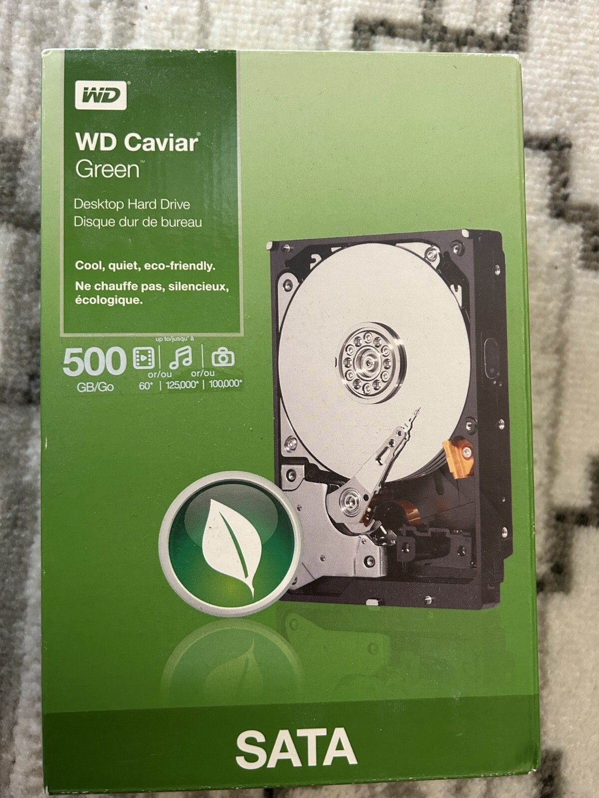 Western Digital Western Digital WDBAAY5000ENC-NRSN カーグリーン 500GB SATA ハードドライブ