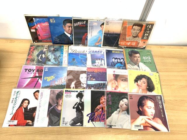 01)【同梱不可】邦画・TV・CM・役者などのEPレコード/まとめ売り約220点大量セット/網走番外地/翔んだカップル/黒いドレスの女/B ...
