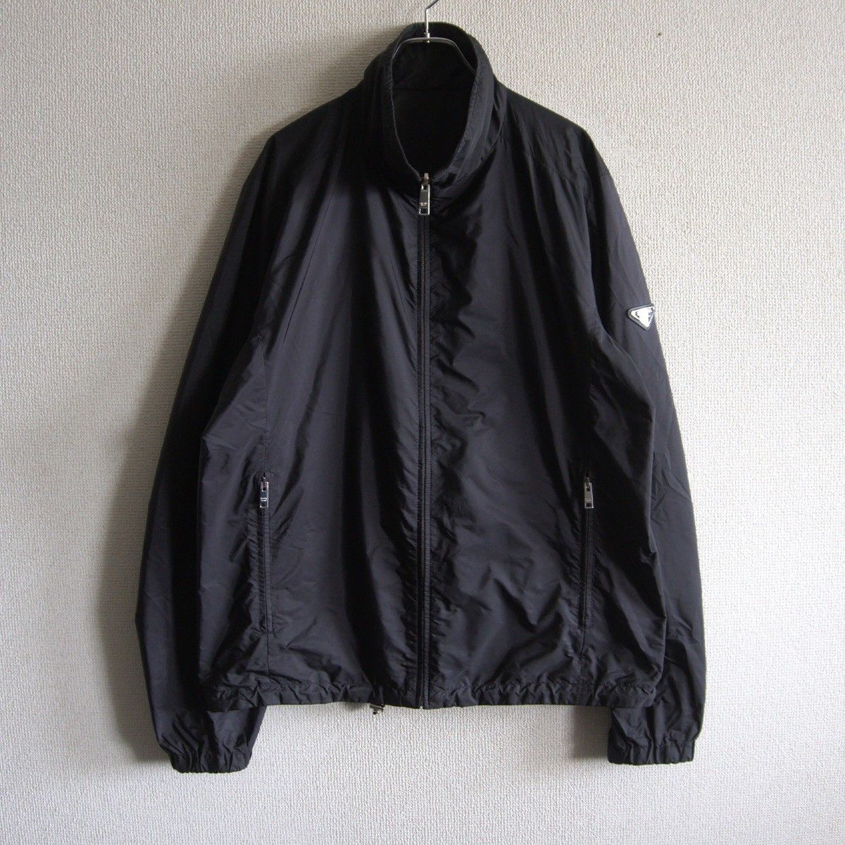 人気】 PRADA 【トライアングルロゴ リバーシブル ナイロン