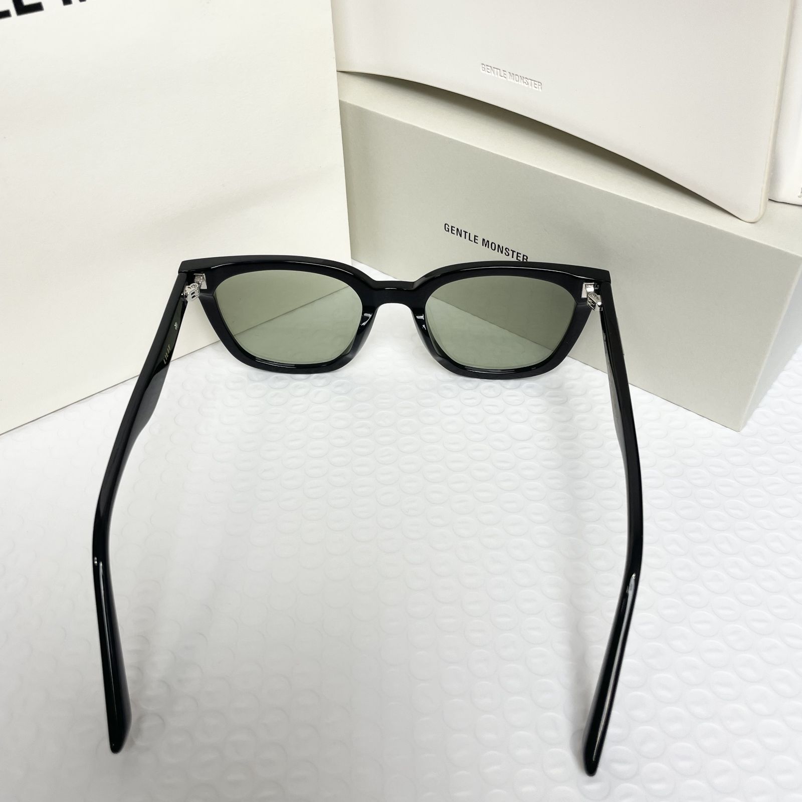 GENTLE MONSTERジェントルモンスター サングラスLilit01(K) Lilit 01(K) | Gentle Monster