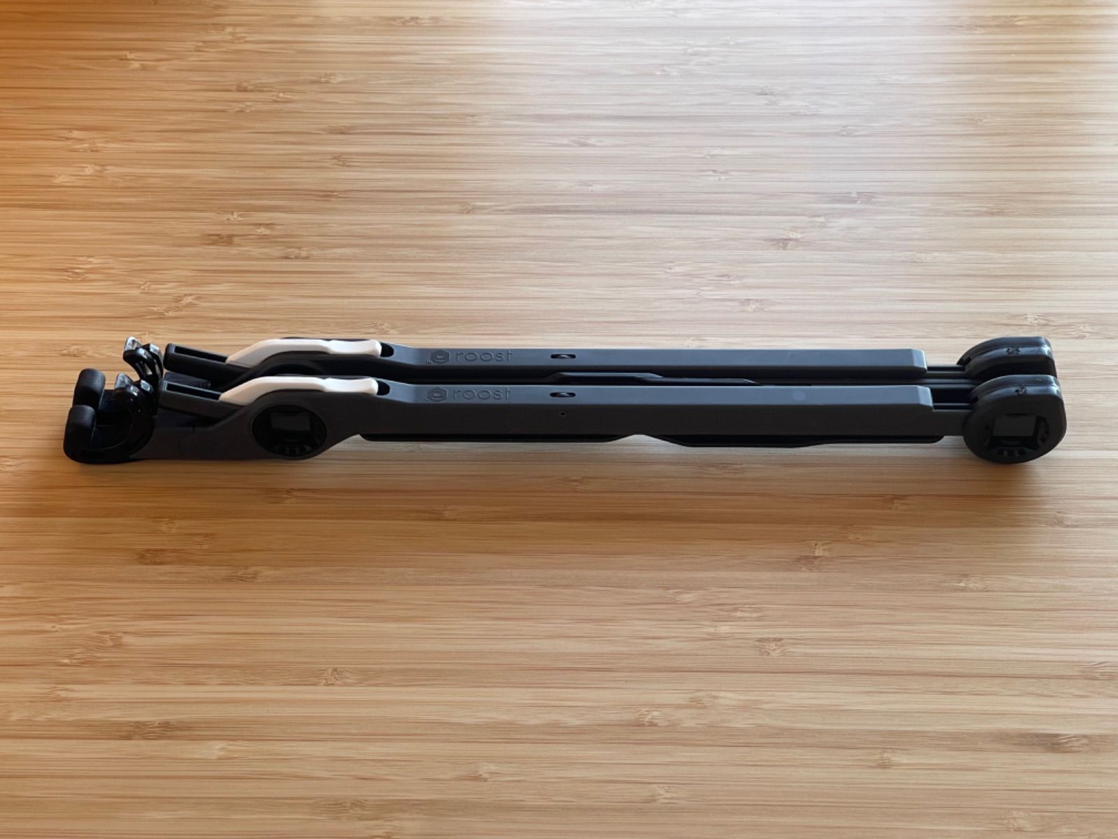 正規品】Roost Laptop Stand ノートパソコン用スタンド - メルカリ