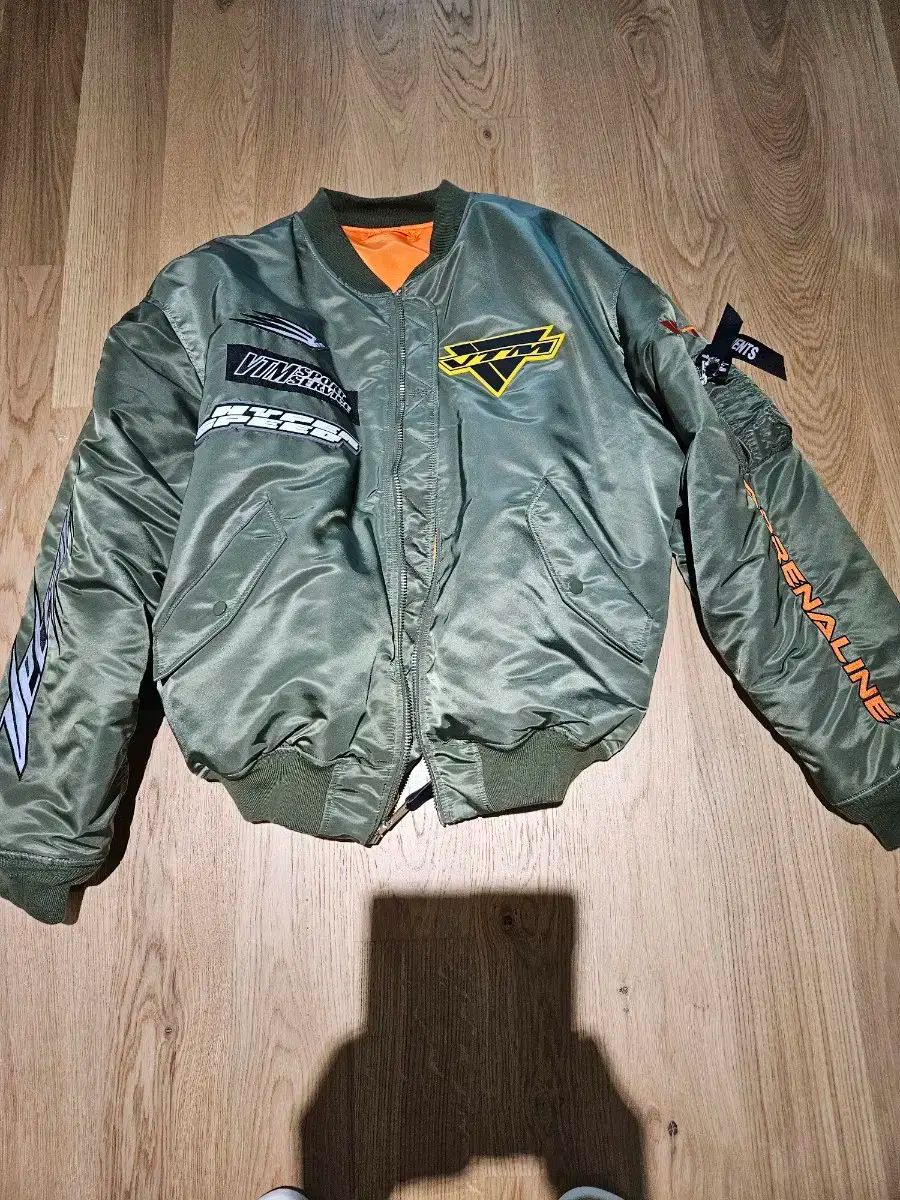 L VETEMENTS VETEMENTS ヴェトモン レーシング ボンバー