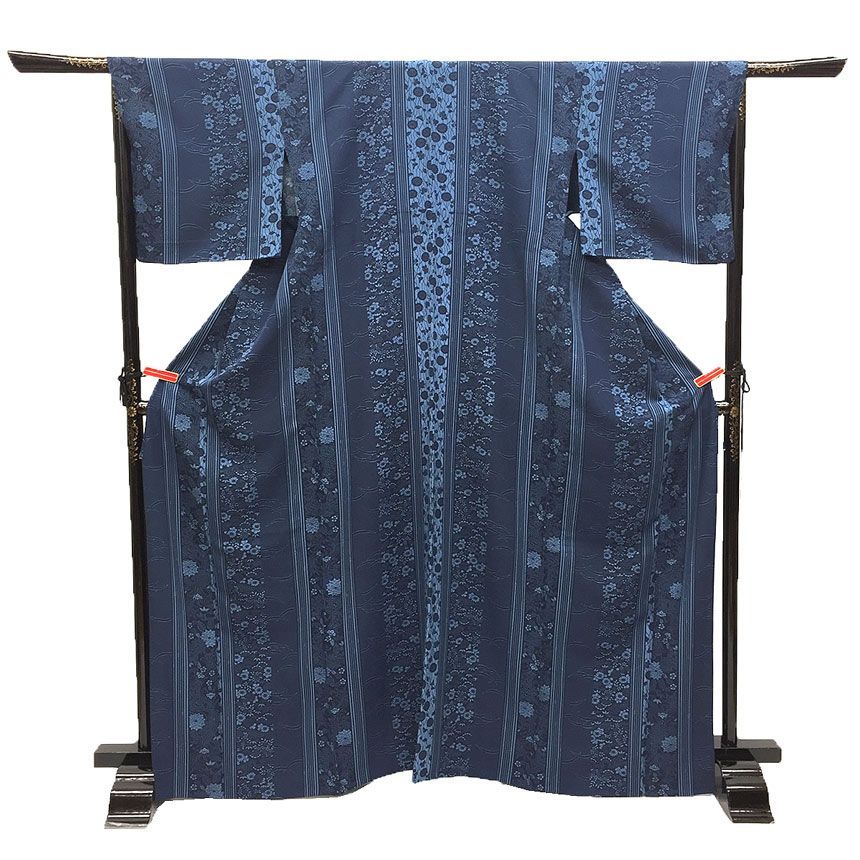 京やH169 正絹 特選 単衣 小紋 藍染 伝統工芸品 広衿 更紗唐草花文様 鮫小紋 芝草文様 ワイドサイズ 身幅たっぷり 単衣の時期の着物 単衣仕立て ひとえ 仕立て上がり 絹100％ カジュアル〜セミフォーマルまで 5月中旬から6月9月10月初旬まで