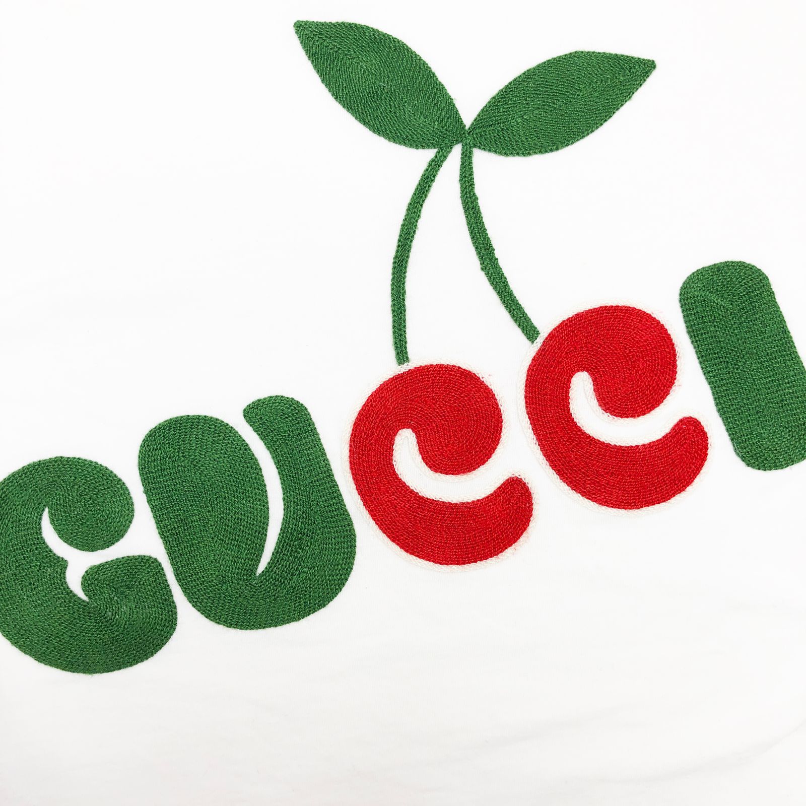 専用☆GUCCI チェリーロゴTシャツ ホワイト グッチ - メルカリ