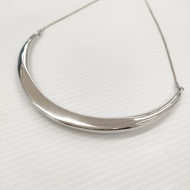 GRACE CONTINENTAL メタルカーブチョーカー 定26400円 0325191506 ネックレス 25SS シルバー レディース グレースコンチネンタル 5-0916G FORTGASGNV_COM_BR