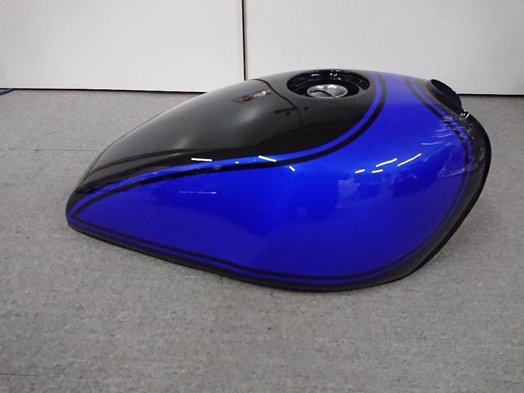 ゼファー400/Χ ガソリンタンク 黒 青 / センサー取り付け可能