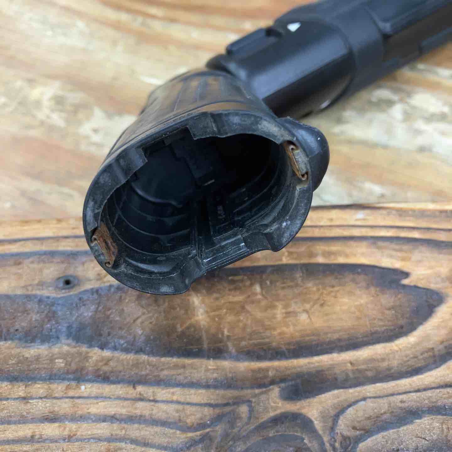 コードレスペンインパクトドライバー TD022DSHXB