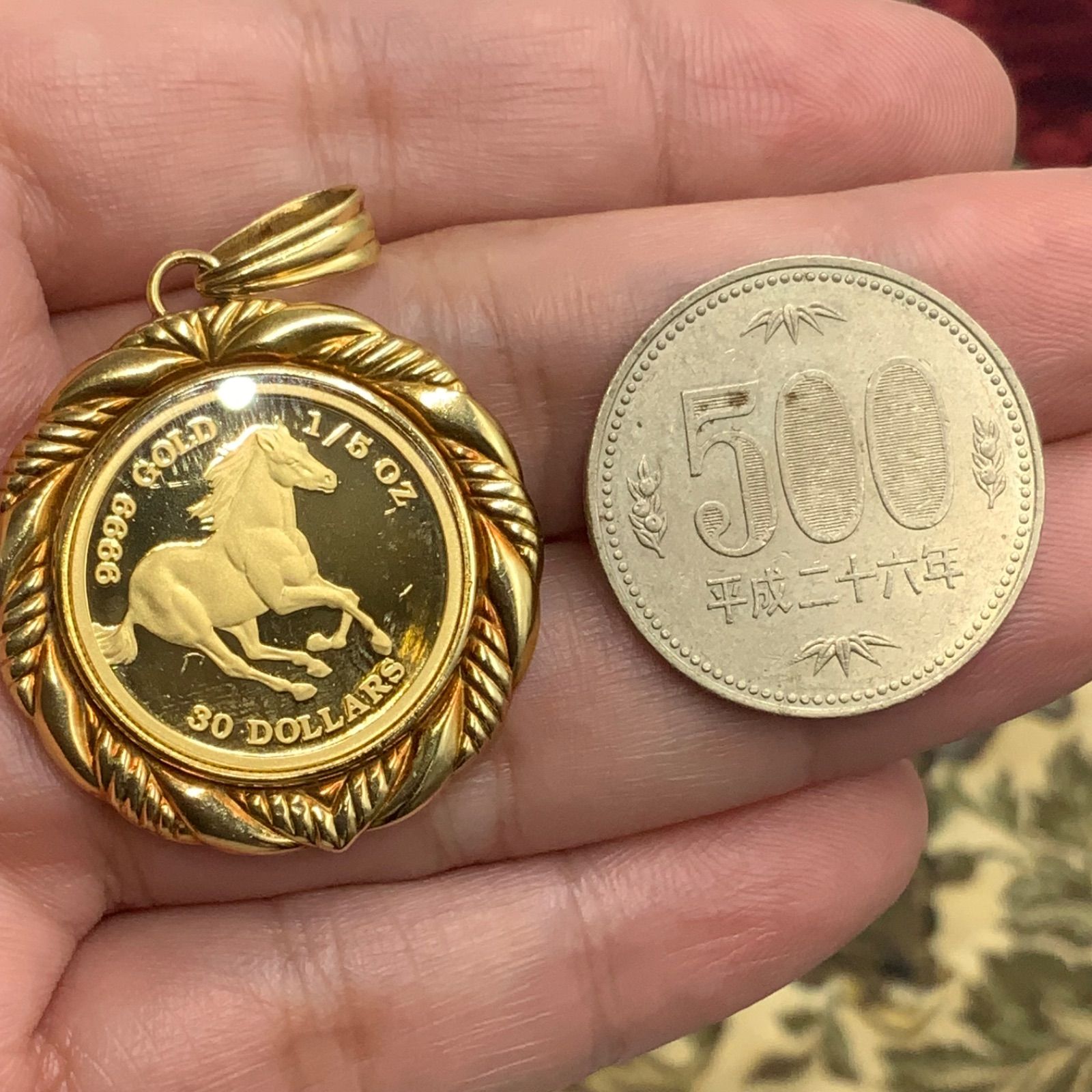 24金コイン 枠 バチカン18金 ガラス付 ツバルホース ネックレス 18金 金貨 ペンダント」の