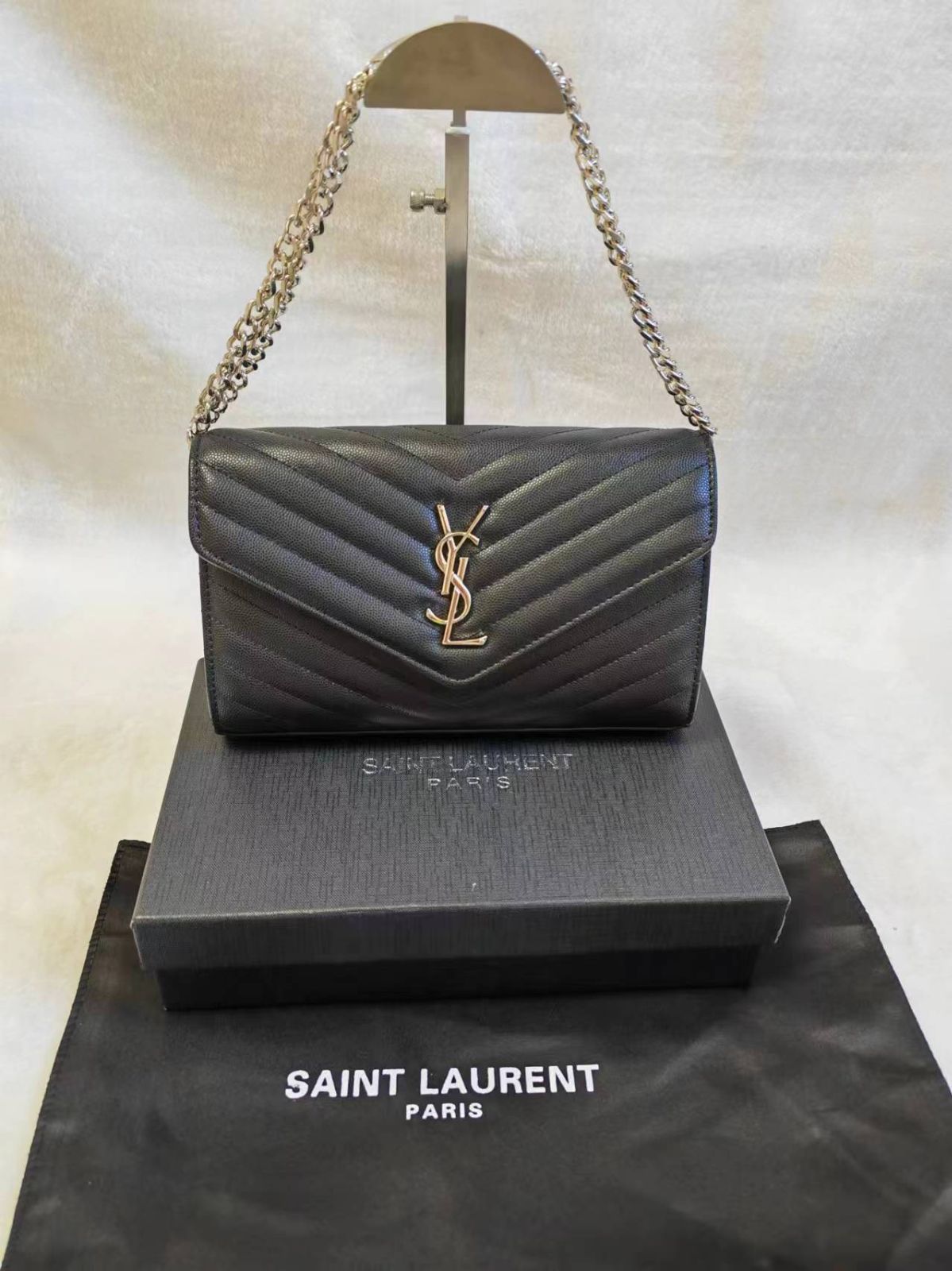 YSL ショルダーバッグ ミニバッグ クラッチ 2WAY  カーフ ブラック黒 シルバー金具