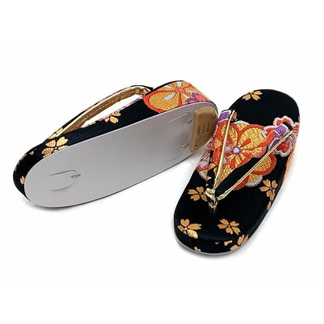女の子 金襴生地の筥迫