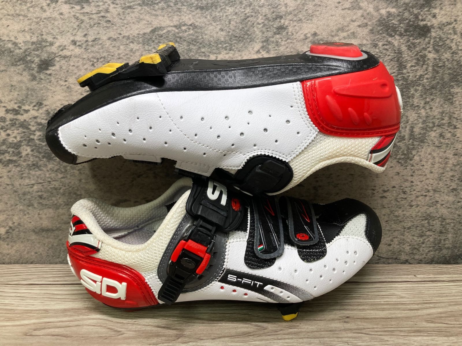 ◎未使用品 SIDI シディ ジーニアス6.6 カーボン 40.5（約25cm） ◎未使用品 SIDI シディ ジーニアス6.6 カーボン 40.5（約25cm）｜