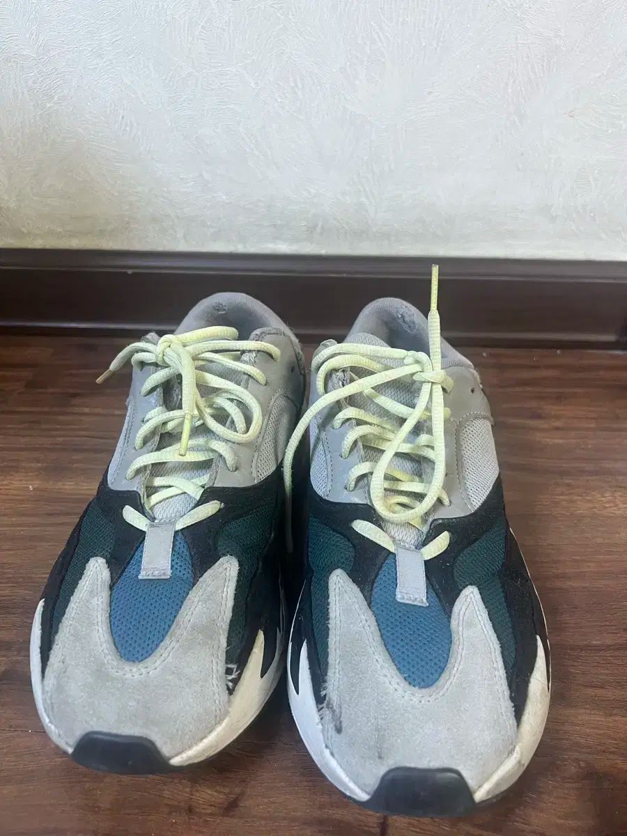 265 イージーブースト 700 ウェーブランナー