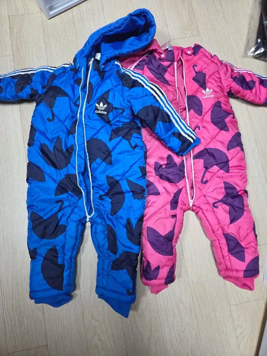 双子 服 2 すべてを一度に adidas アディダス ダウン オールインワン 12 サイズ