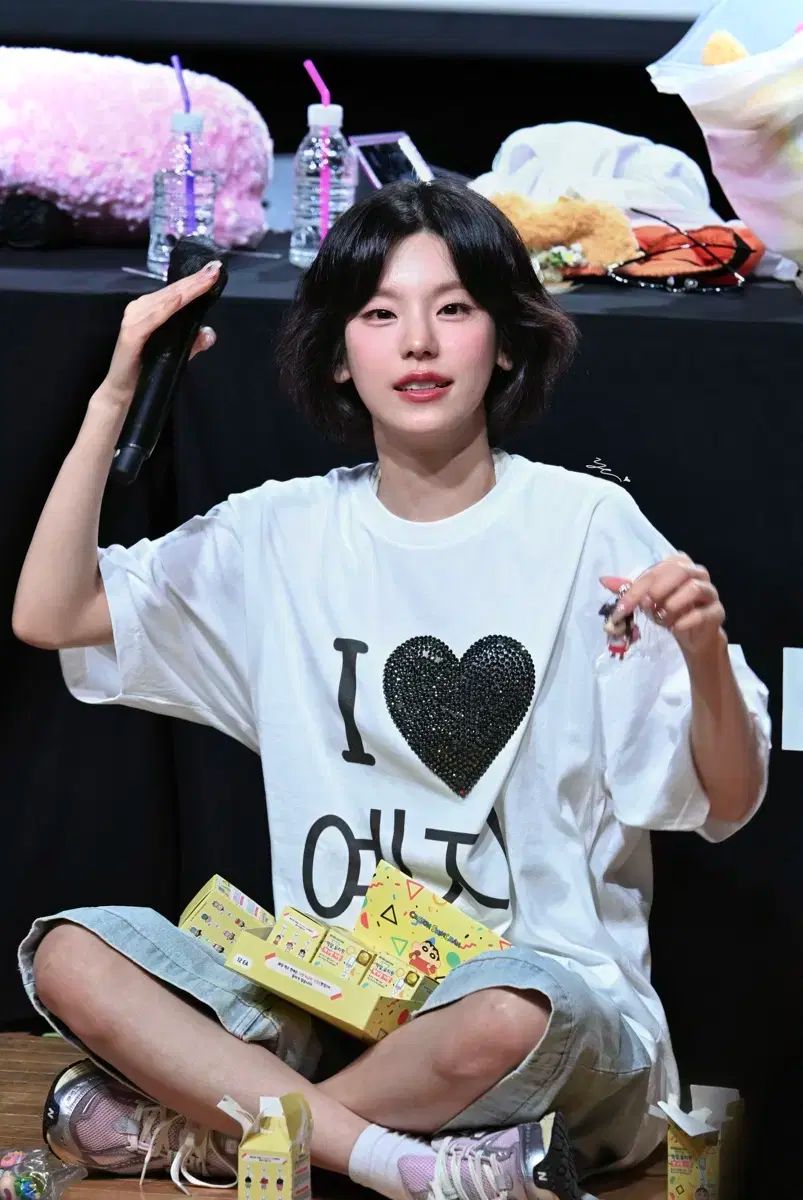 250618 ITZY GWBG ITZY(イッチ) イェジ(YEJI) サイン チェキ