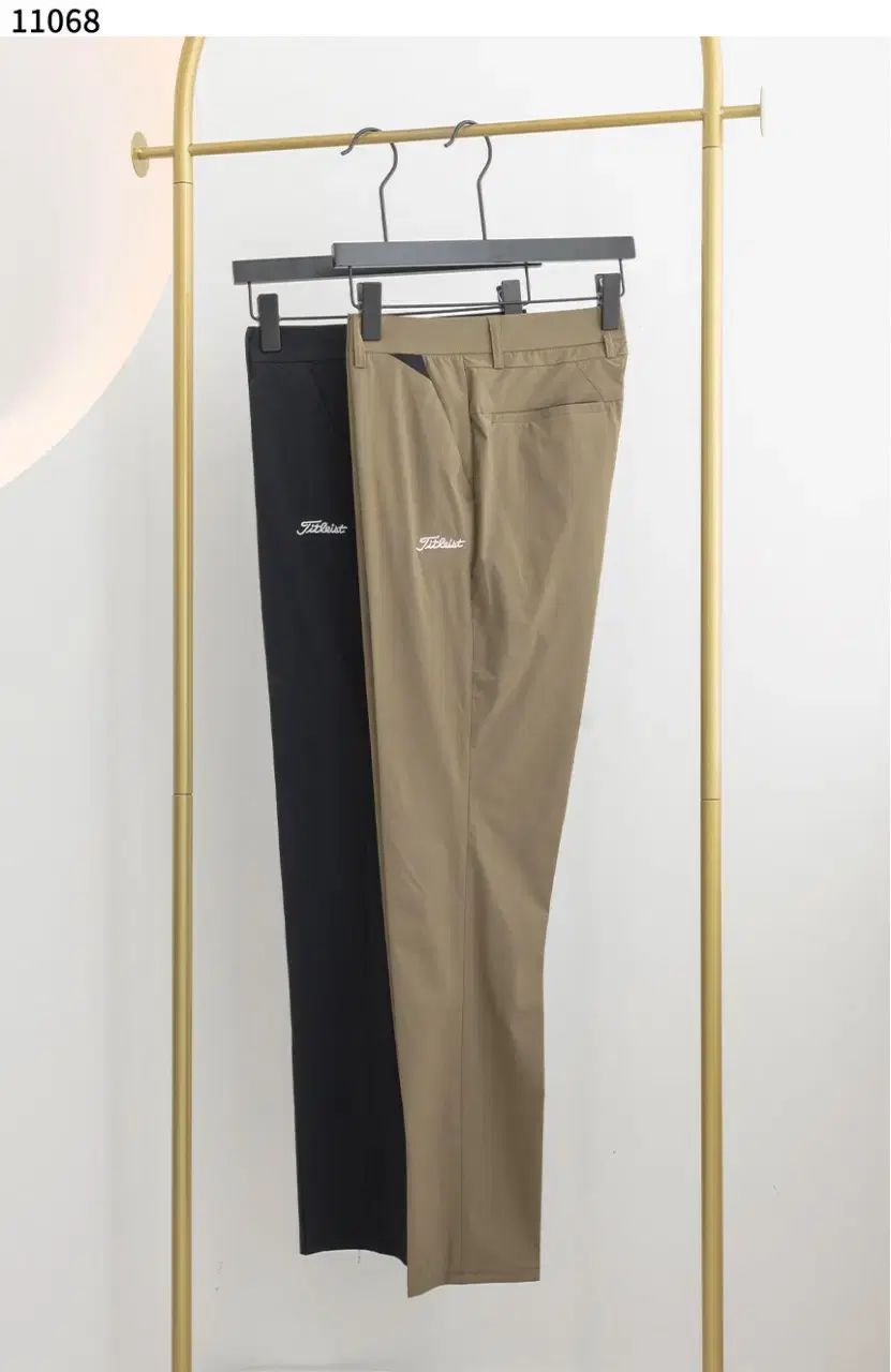 メンズゴルフウェア ホワイト ロゴ メンズ ゴルフパンツ