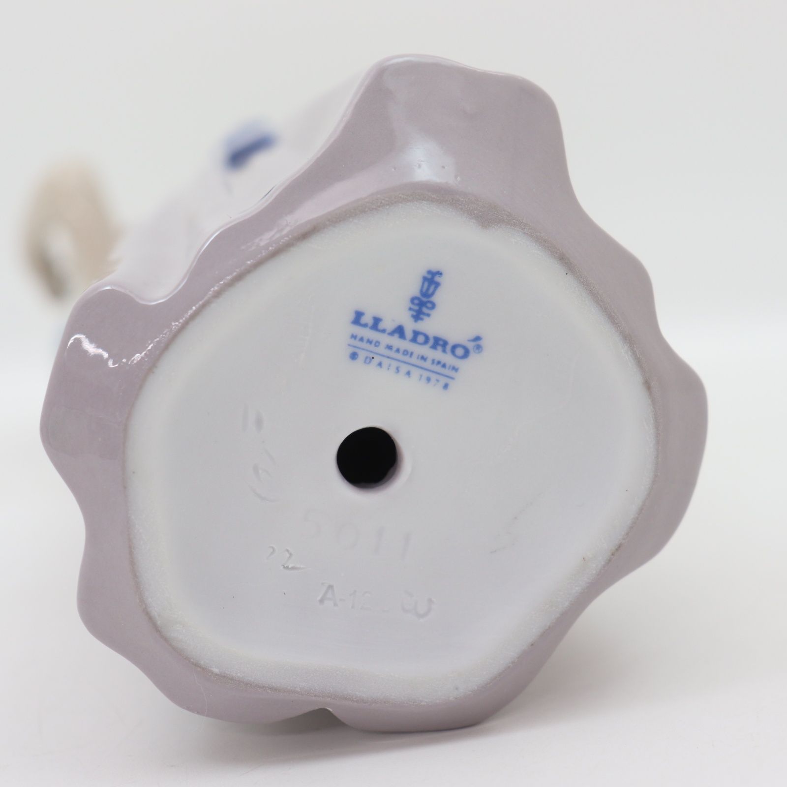 IT6JI8MPJXUO LLADRO リヤドロ 若草色の少女 #5011 女の子 女性