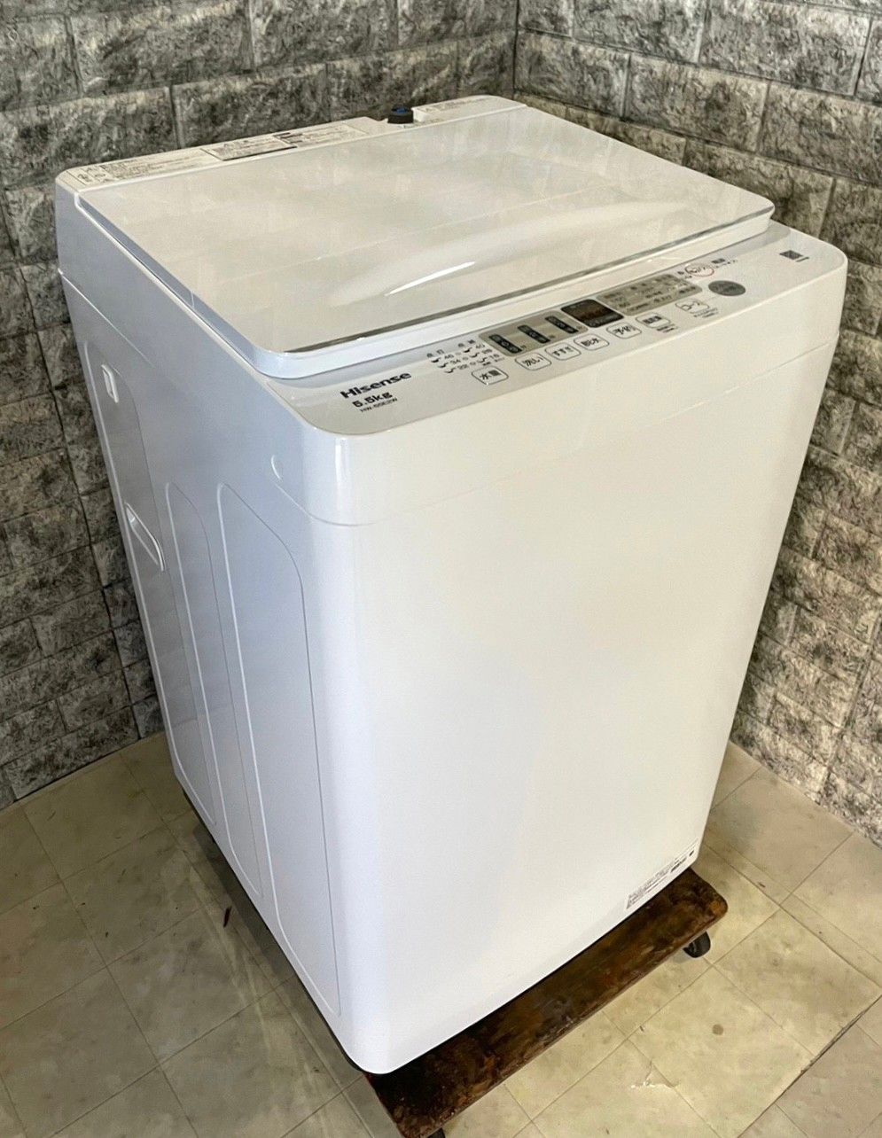 全国送料無料☆3か月保証付き☆洗濯機☆2022年☆ハイセンス☆HW-55E2W