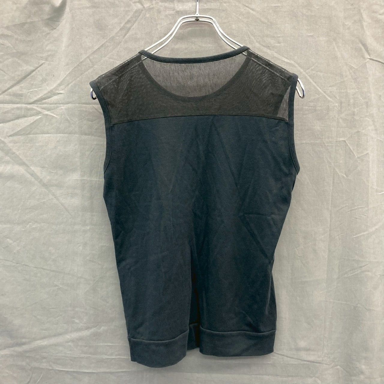 isseimiyake 袖なしカットソー イッセイミヤケ ノースリーブ ドット