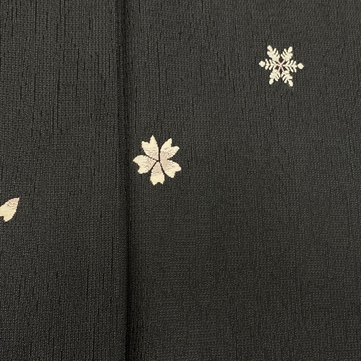 桜 雪の化粧