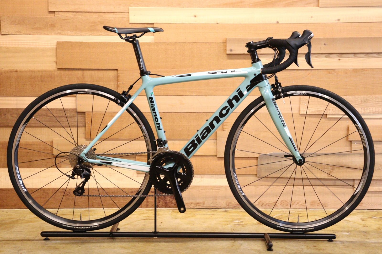 2018 Bianchi Sempre Pro – Specs, Comparisons, Reviews – 99