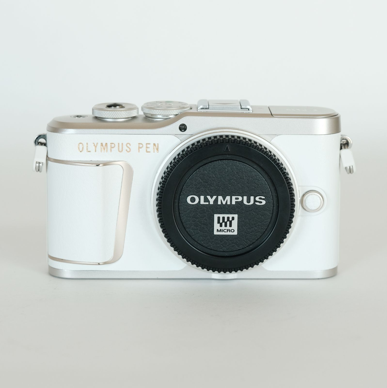美品] OLYMPUS PEN E-PL10[EZダブルズームキット ホワイト] / マイクロ 