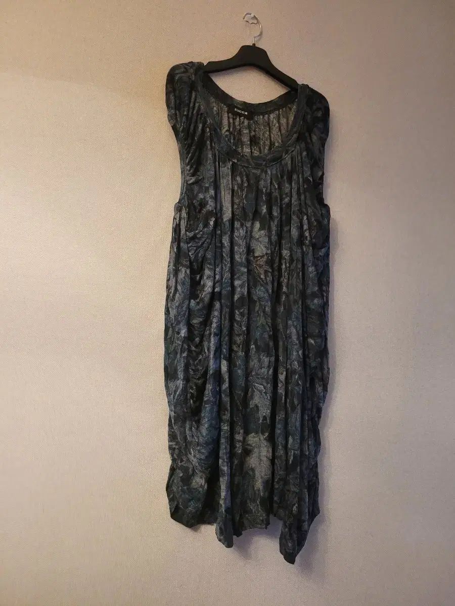 ズッカ ZUCCA ワンピース M