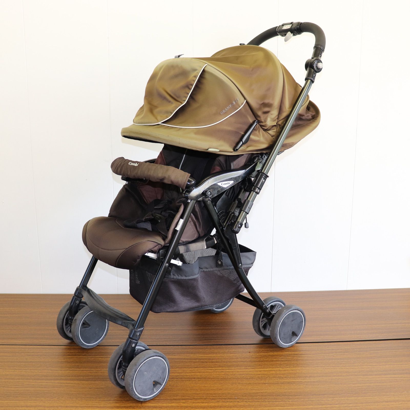 即日発送】Combi コンビ エコアクト グランパセオ LA-480 ブラウン 