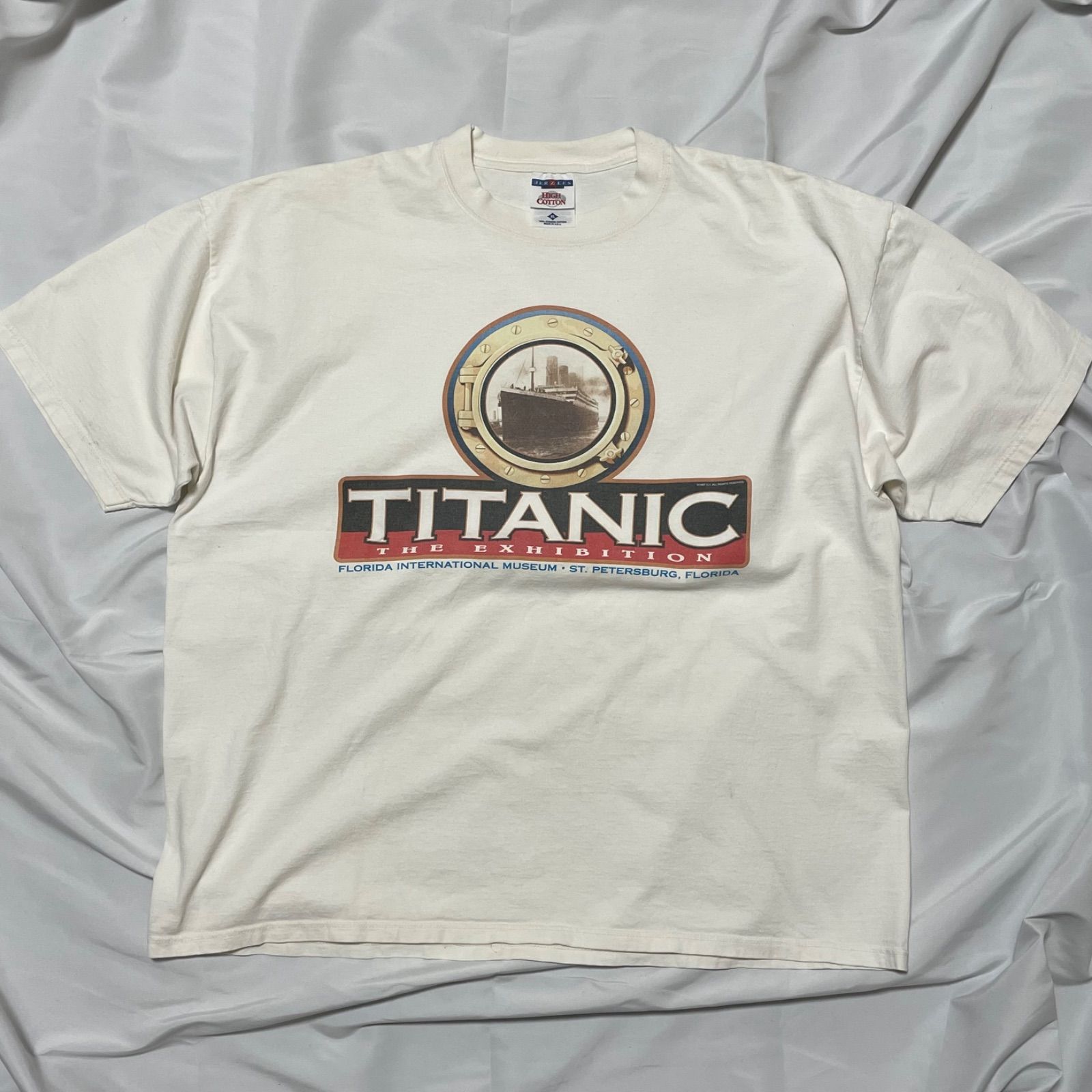 TITANIC 90s VINTAGE TEE