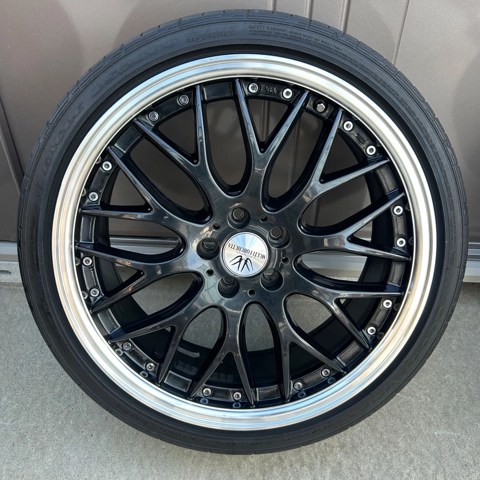 愛知県発 LOXARNY MULTI FORCHETTA ロクサーニ マルチフォルケッタ 215 40R18 85W 18インチ 7.0J 1 2 ４本セット タイヤ ラクルモーター館