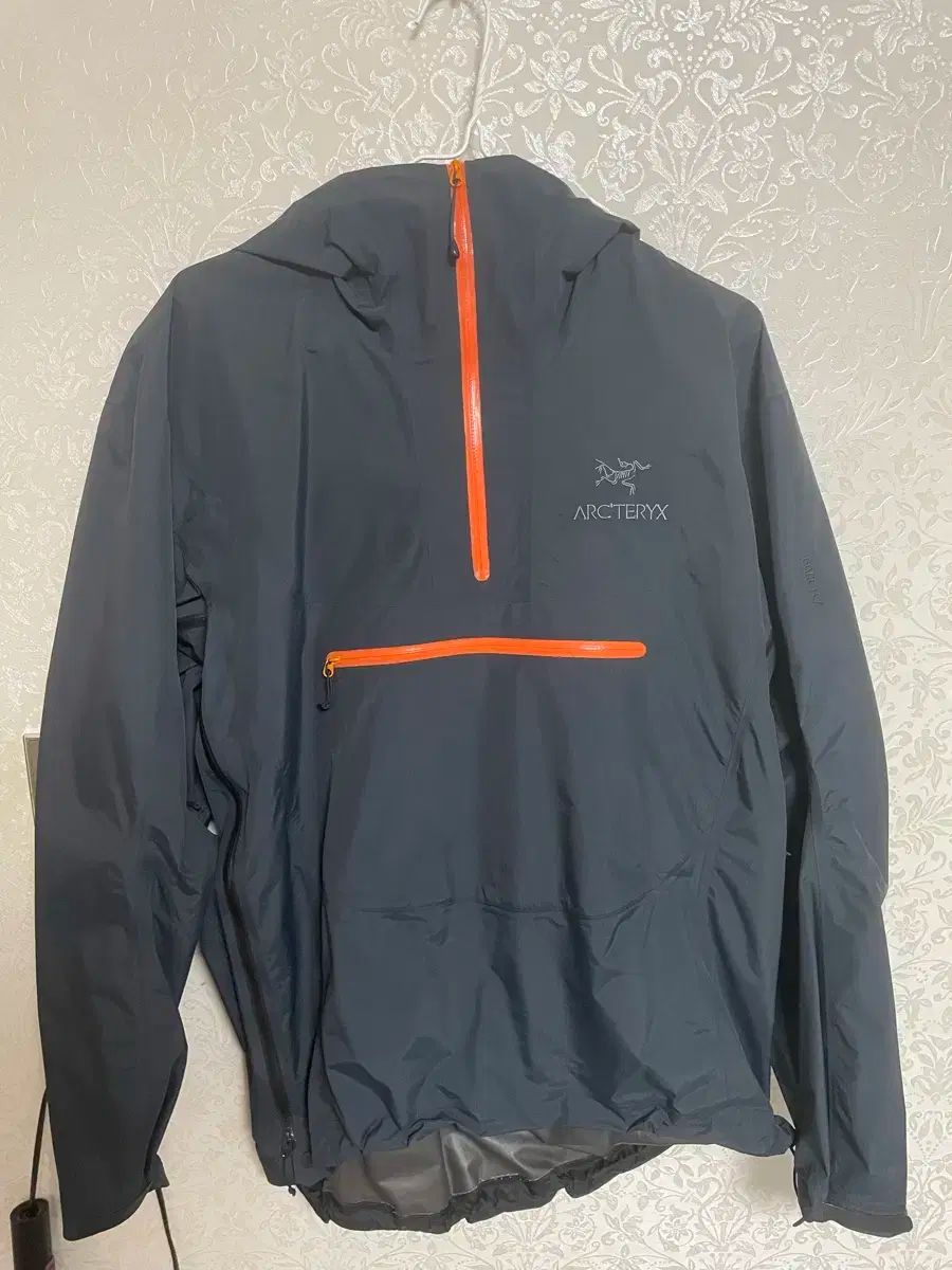 ARC TERYX アークテリクス アルファ sv GORE-TEX₍ゴアテックス Anorak アノラック M