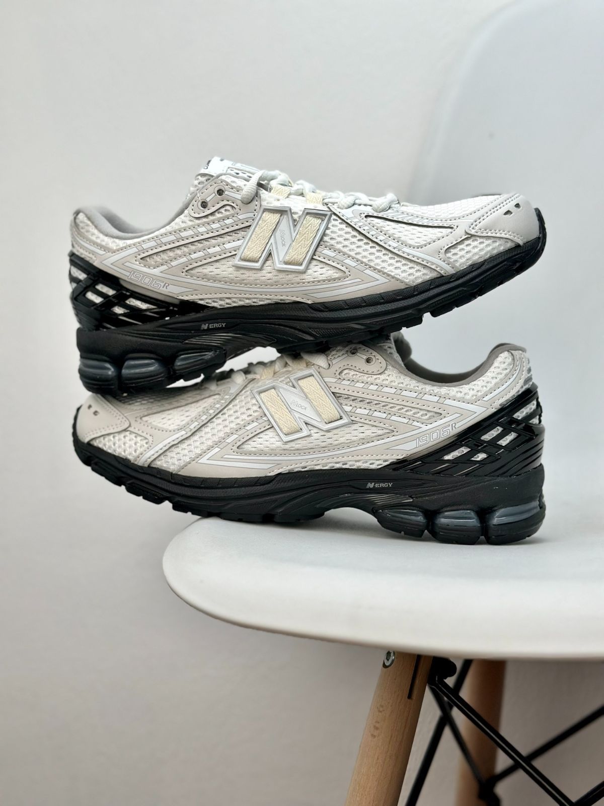 New Balance × COMME des GARCONS ニューバランス M1906RCO N-ERG Yコムデギャルソンコラボ白ランニングシューズスニーカー