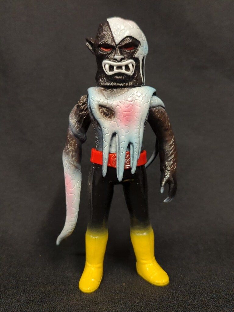 【未開封品】メディコム・トイ　東映レトロソフビ　クラゲウルフ（ミドルサイズ） Amazon.co.jp: 東映レトロソフビ クラゲウルフ ミドルサイズ