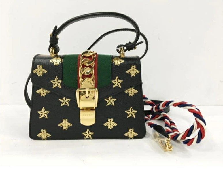 GUCCI グッチ シルヴィ ミニ ショルダーバッグ 2way ハンドバッグ シルヴィ ビー＆スター レザー 黒 ブラック ロゴ ゴールド金具 レディース プレゼント ギフト 本物保証 ブランドバッグ