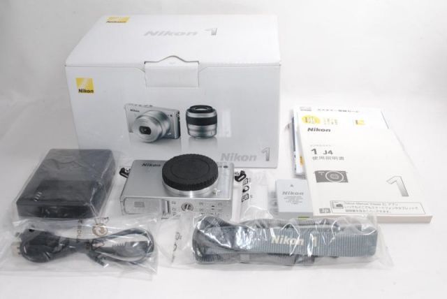 Nikon ミラーレス一眼 Nikon1 J4 シルバー J4HPLKSL ボディのみ