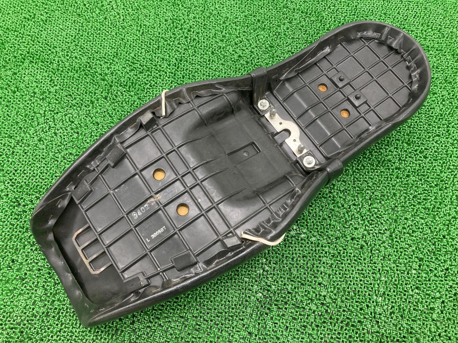 エストレヤ　純正シート　補修ベース 楽天市場】エストレヤRS シート カワサキ 純正 バイク 部品
