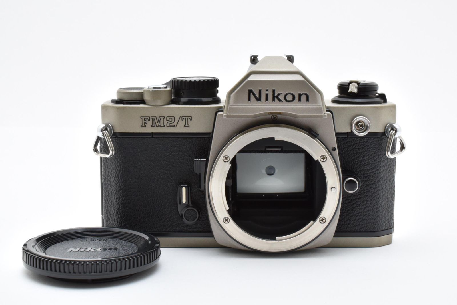 ☆極上品☆ニコン Nikon New FM2/T ボディ チタン 《モルト綺麗