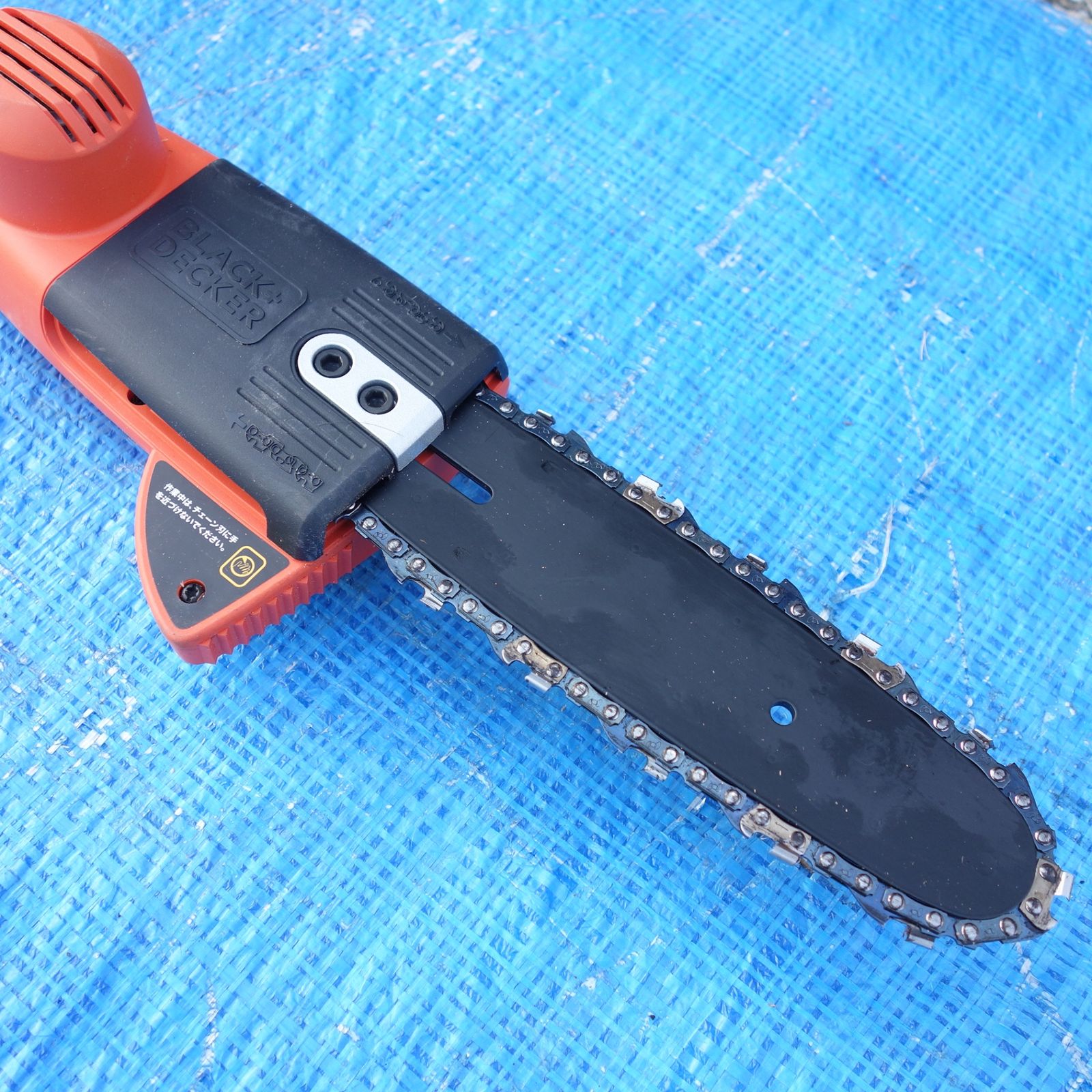 新品未使用 コードレス高枝ポールチェーンソーGPC1840LNブラック＆デッカー