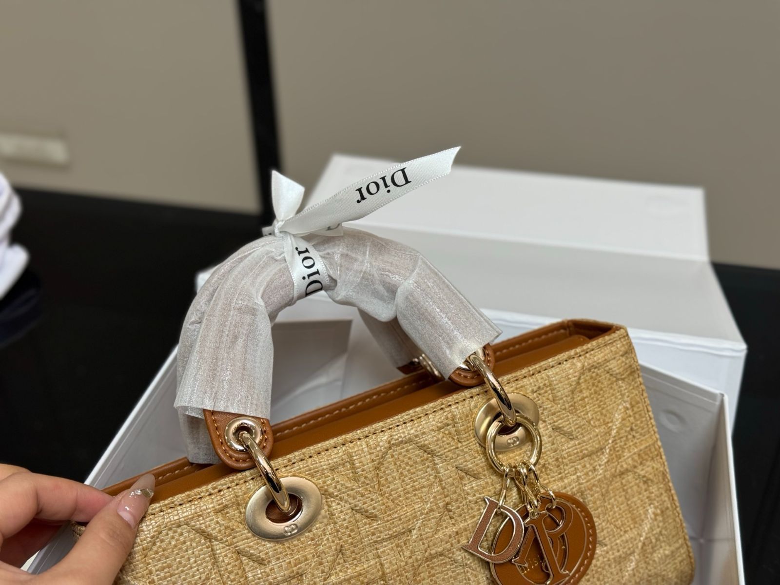 今日特価】Dior Lady Horizontal Tote Bag - ホリゾンタル