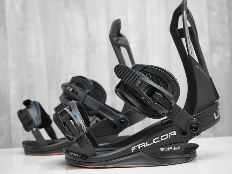 ポータブル 26 UNION FALCOR - BLACK - Sサイズ 保証付 スノーボード バインディング ご購入はこちらから。