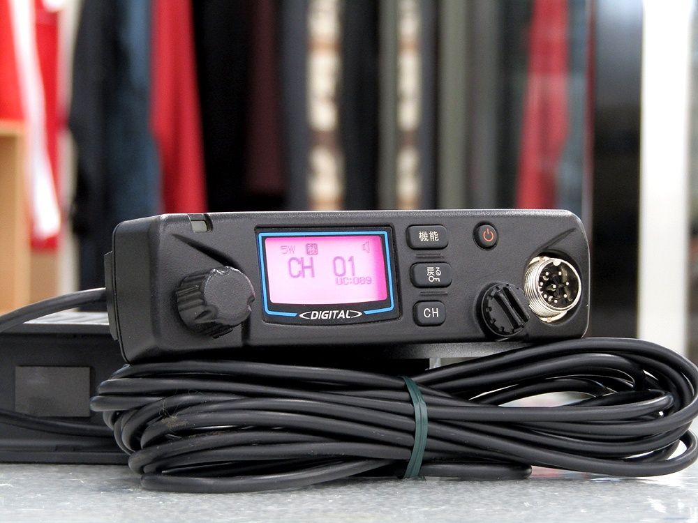 電導師 90A 展示車両用 安定化電源 12V車用 ACDCコンバーター 電導師