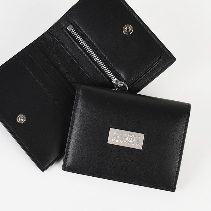 Maison Margiela ブラックレザー財布 ☆Maison Margiela☆ 4ステッチレザー三つ折り財布 ♪ブラック