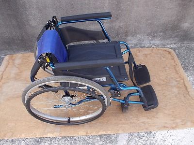 Miki　自走用　軽量　車椅子　キャリカル　PMS-1BU 送料無料（一部地域を除く） ミキ 軽量車いす キャリカル 自走型