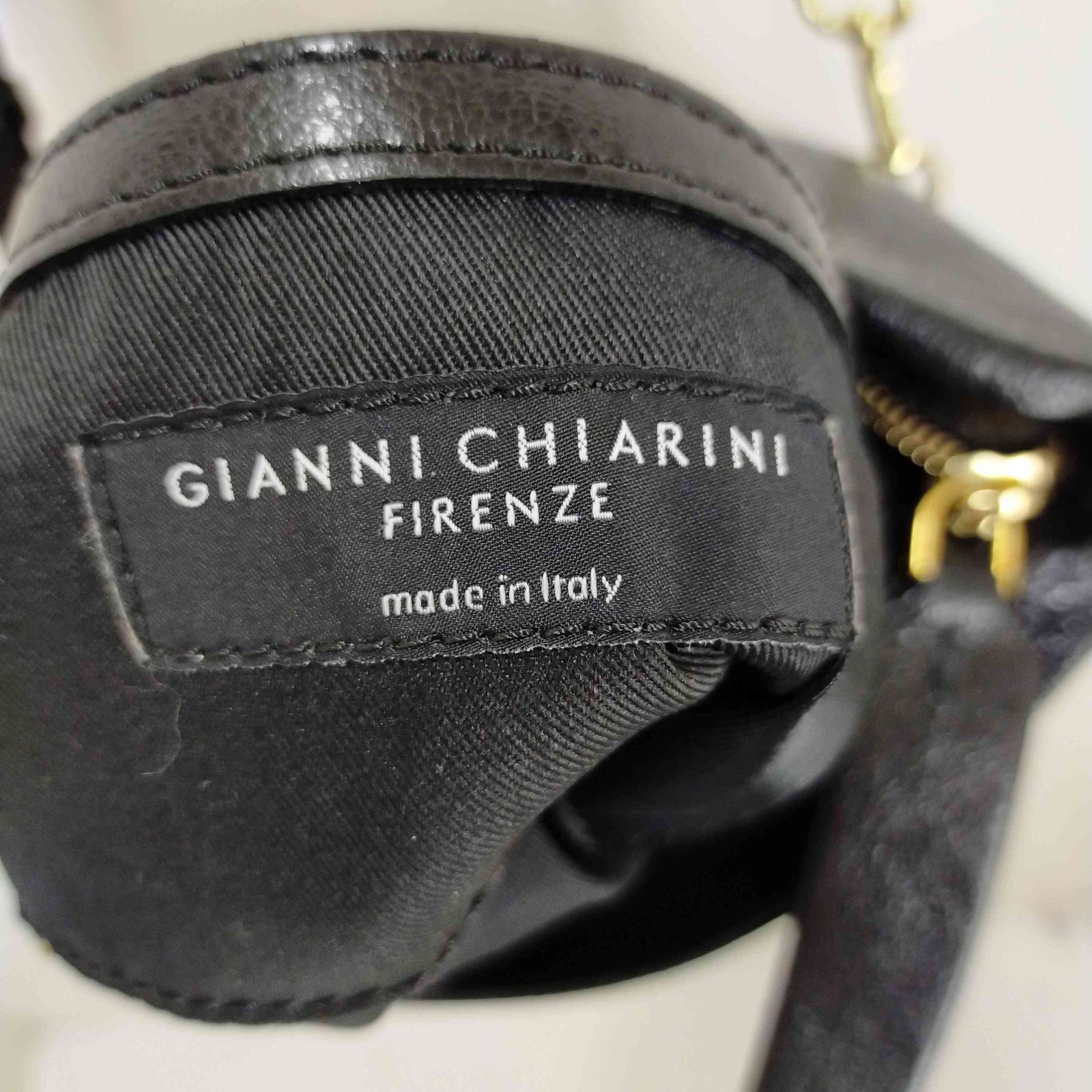 ジャンニキャリーニ GIANNI CHIARINI レザーミニショルダーバッグ