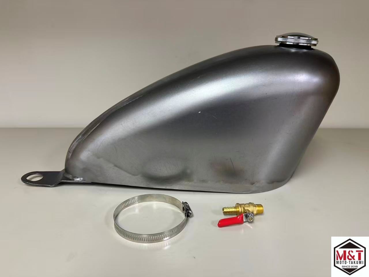 T-31 2番形状 ヤマハ YAMAHA SR400-SR500 ナロースポーツスタータンク ボルトオン タンク製作工房