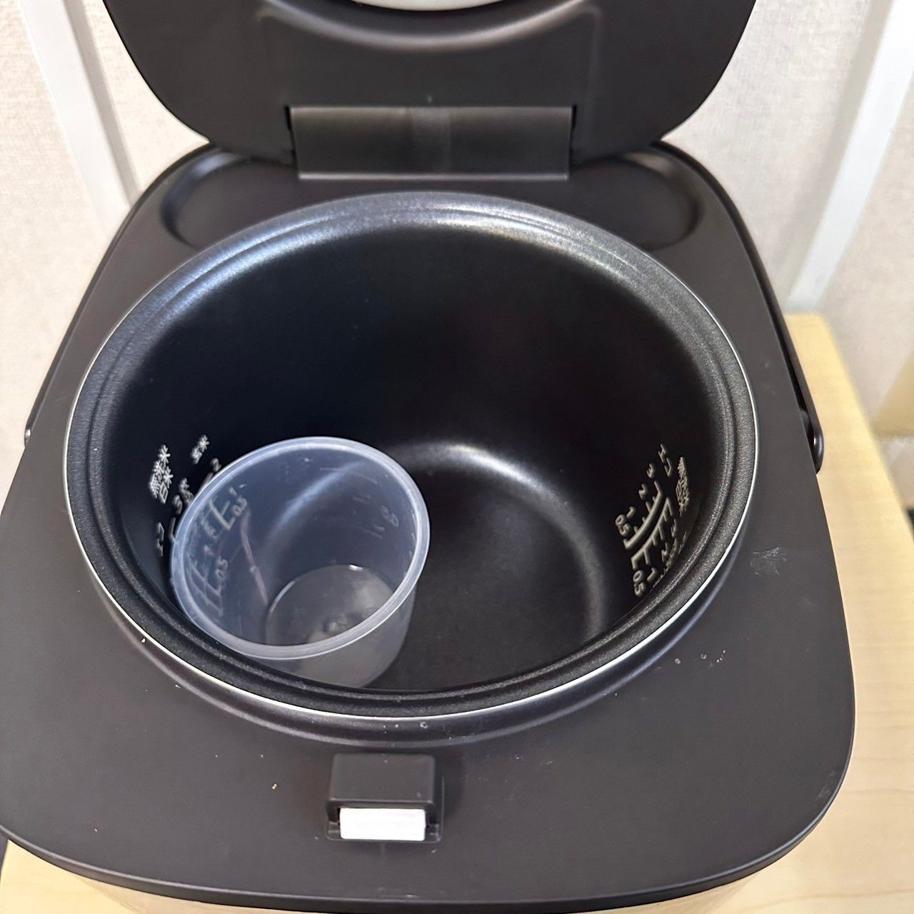 美品】ニトリ NITORI マイコン炊飯ジャー 3合 BN201BK 黒 ブラック